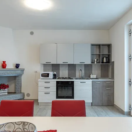 Red Carpet Apartment Castelnuovo del Garda Exterior photo