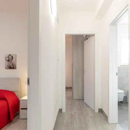 Red Carpet Apartment Castelnuovo del Garda Exterior photo